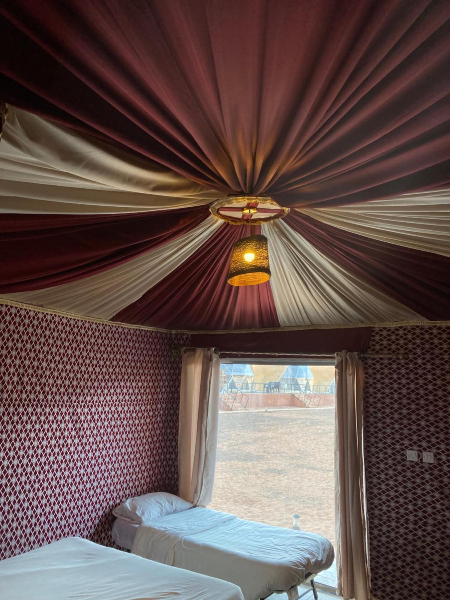 Wadi Rum Sky Camp Exteriör bild