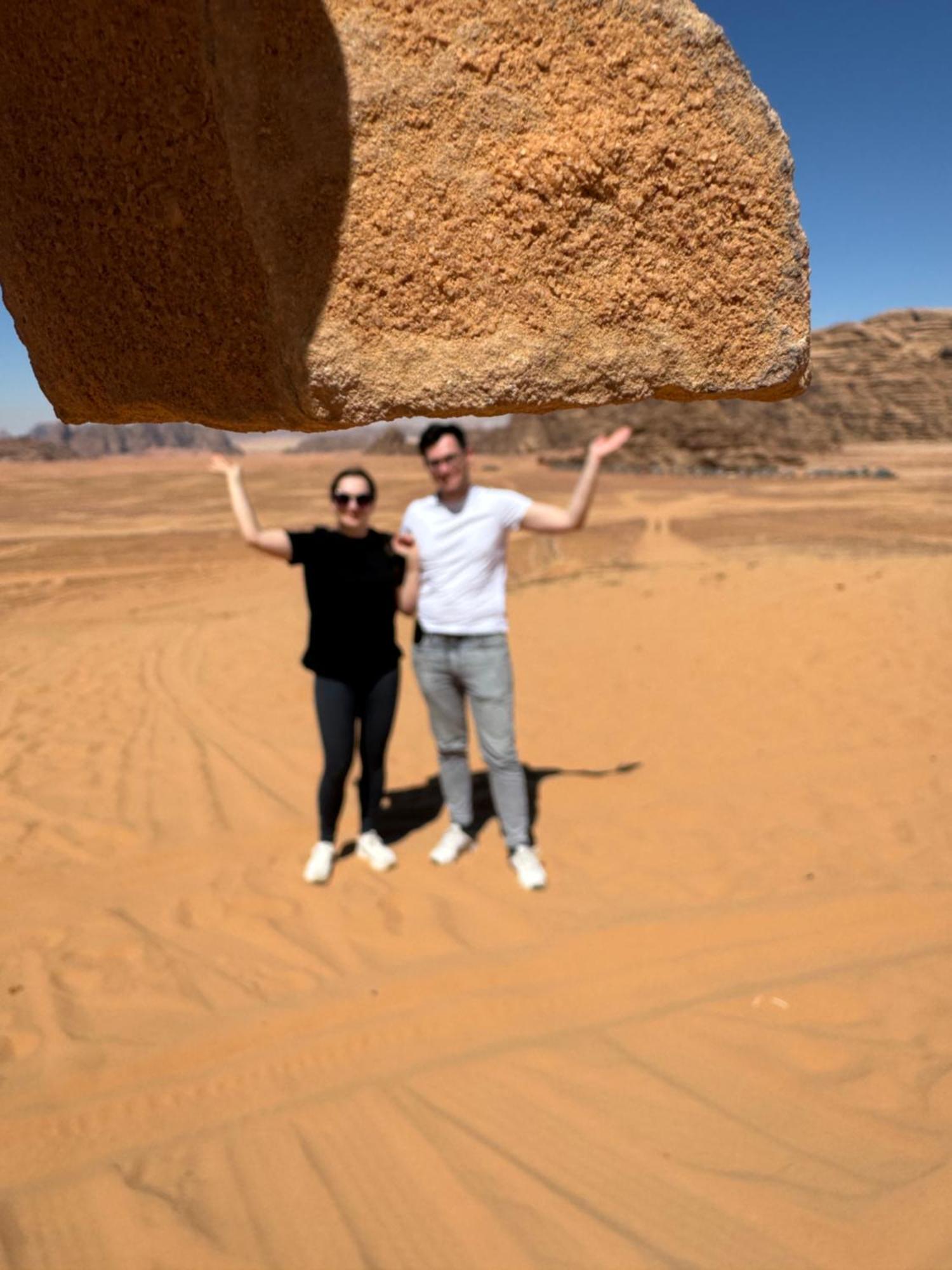 Wadi Rum Sky Camp Exteriör bild