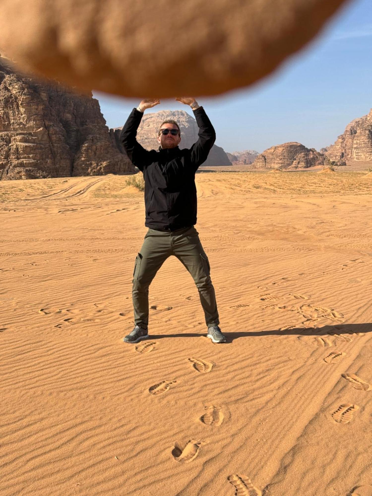 Wadi Rum Sky Camp Exteriör bild
