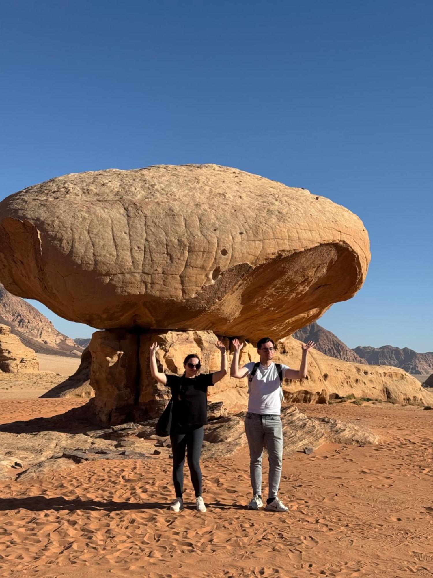 Wadi Rum Sky Camp Exteriör bild